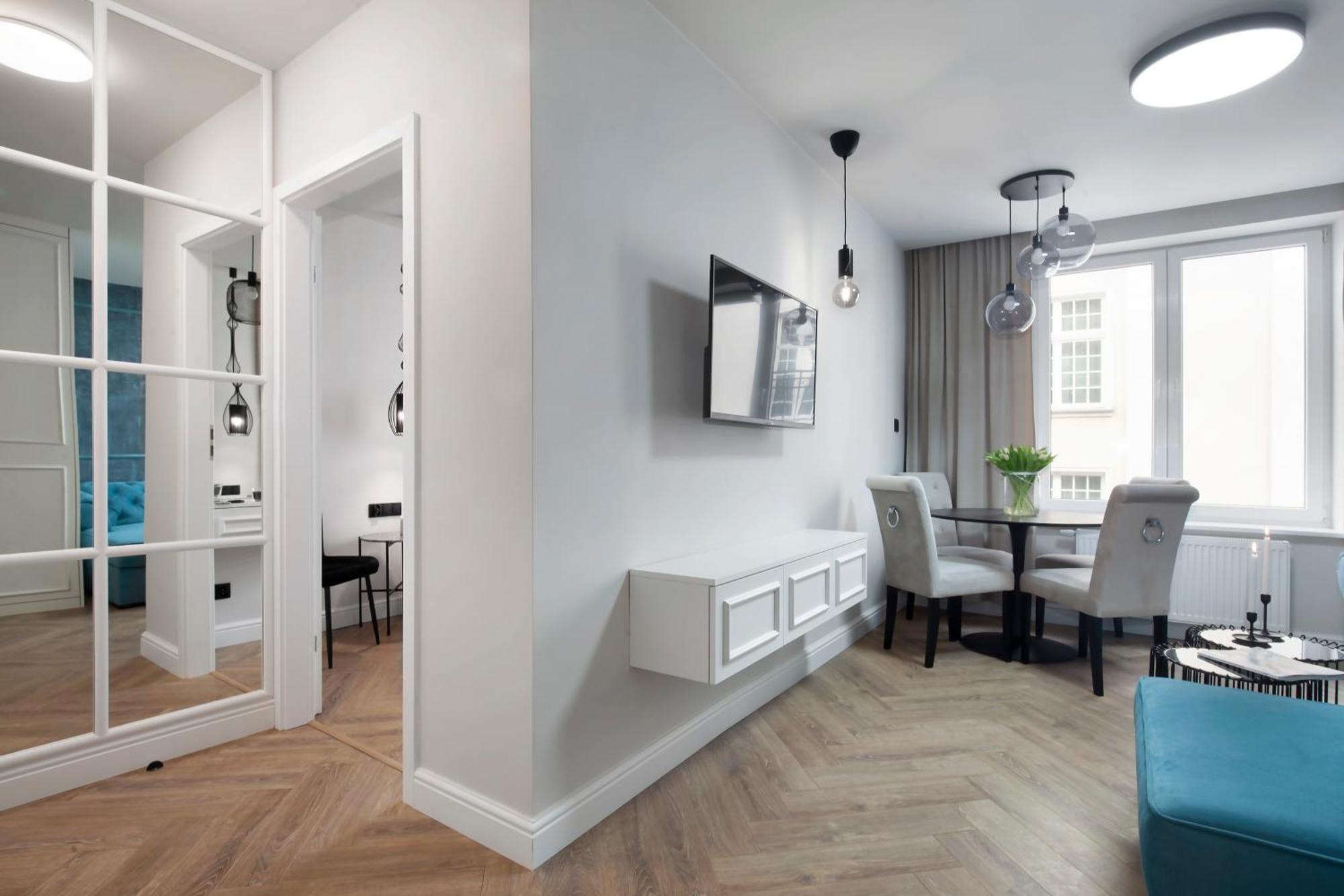Elite Apartments Ogarna Suites Old Town กดัญสก์ ภายนอก รูปภาพ