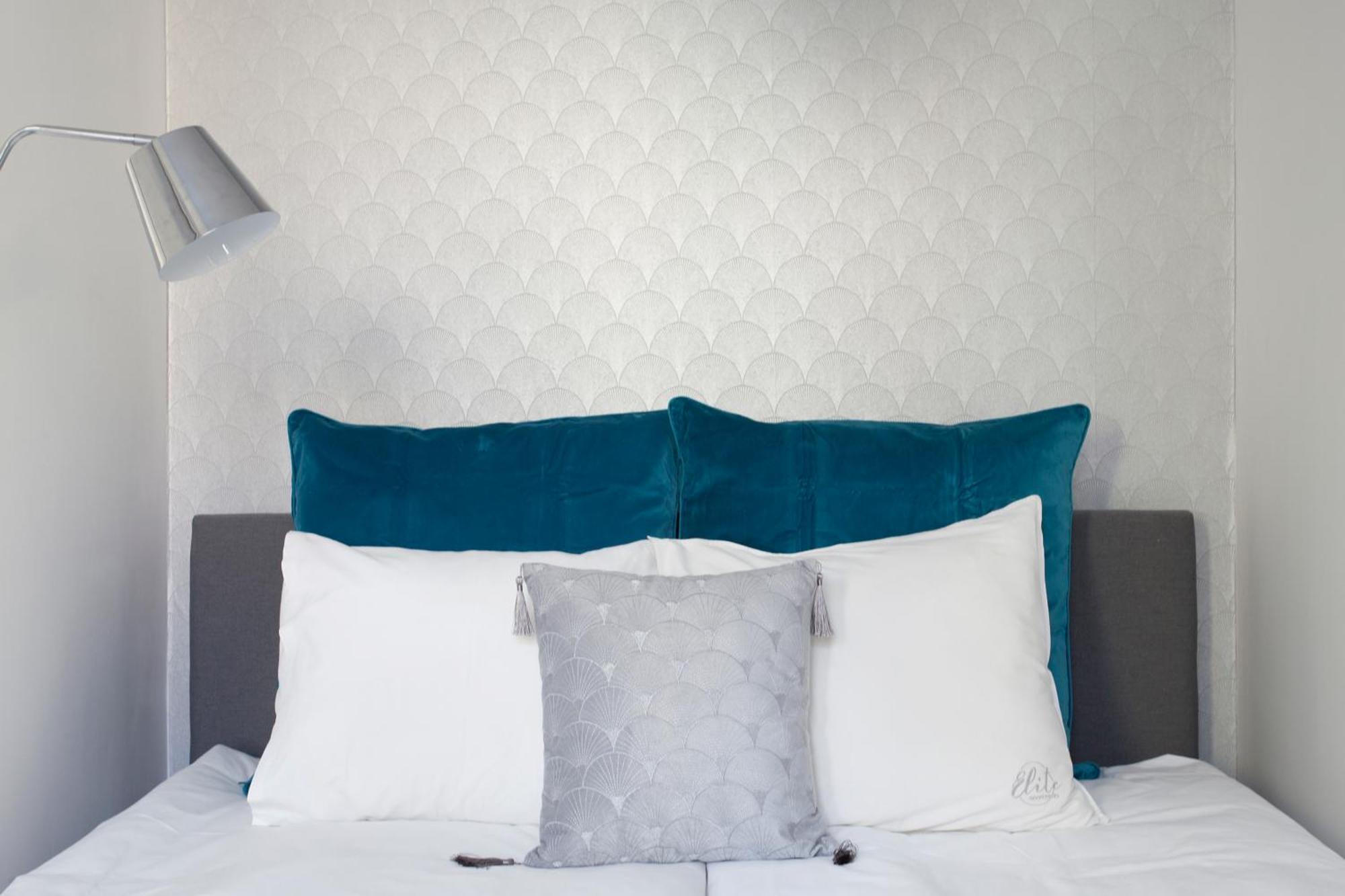 Elite Apartments Ogarna Suites Old Town กดัญสก์ ภายนอก รูปภาพ